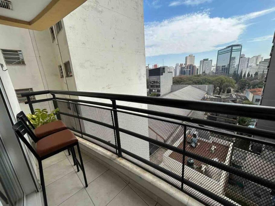 SH66 Viva São Paulo com Varanda na Bela Cintra