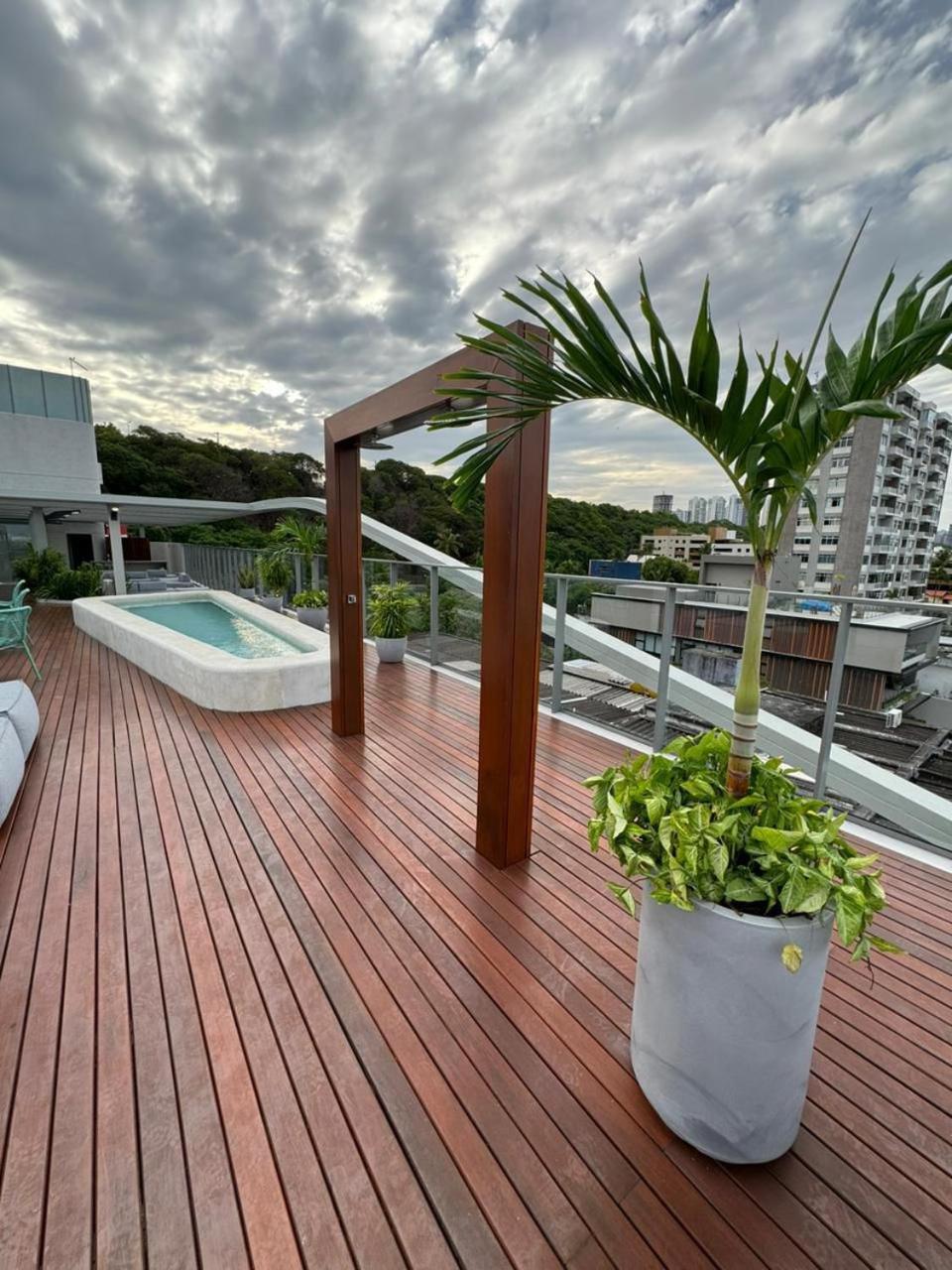 Setai Yacth, Flat para até 03 pessoas a beira mar do Cabo Branco