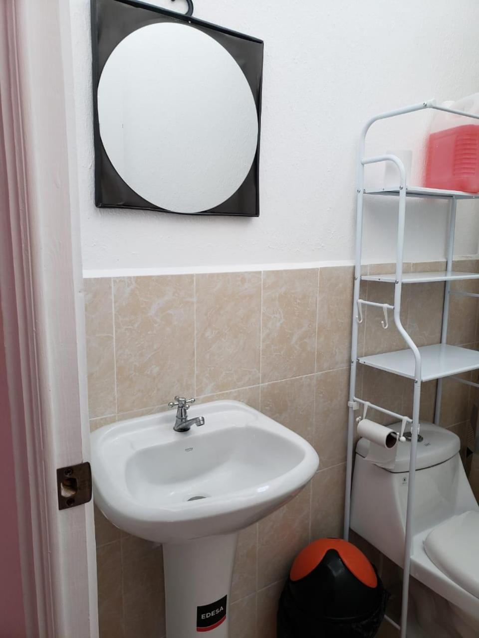Photo 33