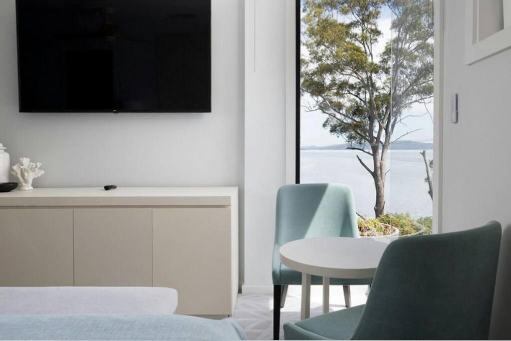 Vue One Nelson Bay Waterfront Luxury