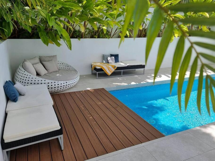Vue One Nelson Bay Waterfront Luxury