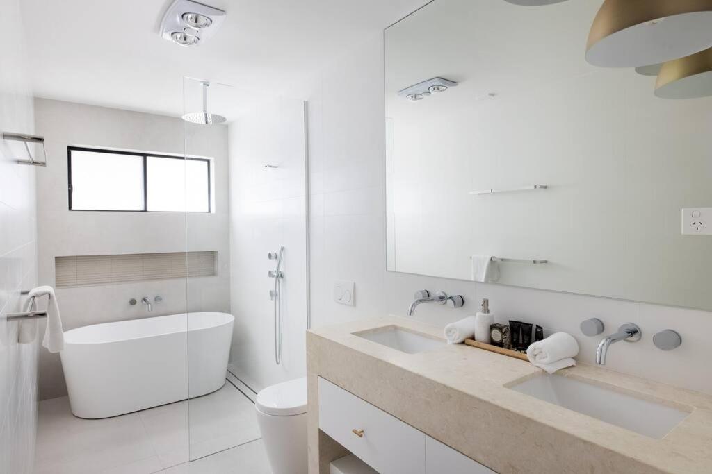 Vue One Nelson Bay Waterfront Luxury