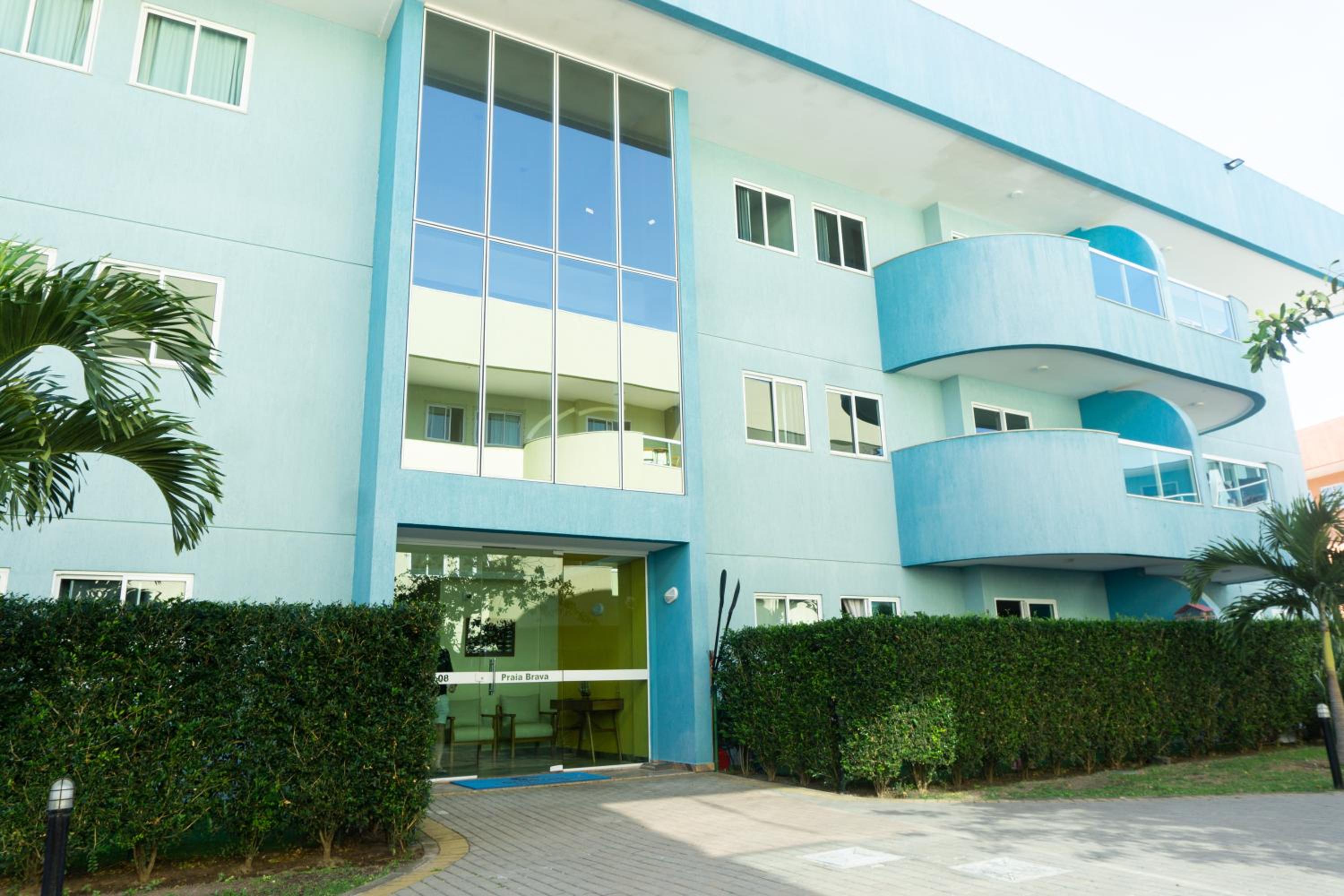 Hotel Apê aconchegante condomínio beira lagoa c/piscina - Image 1