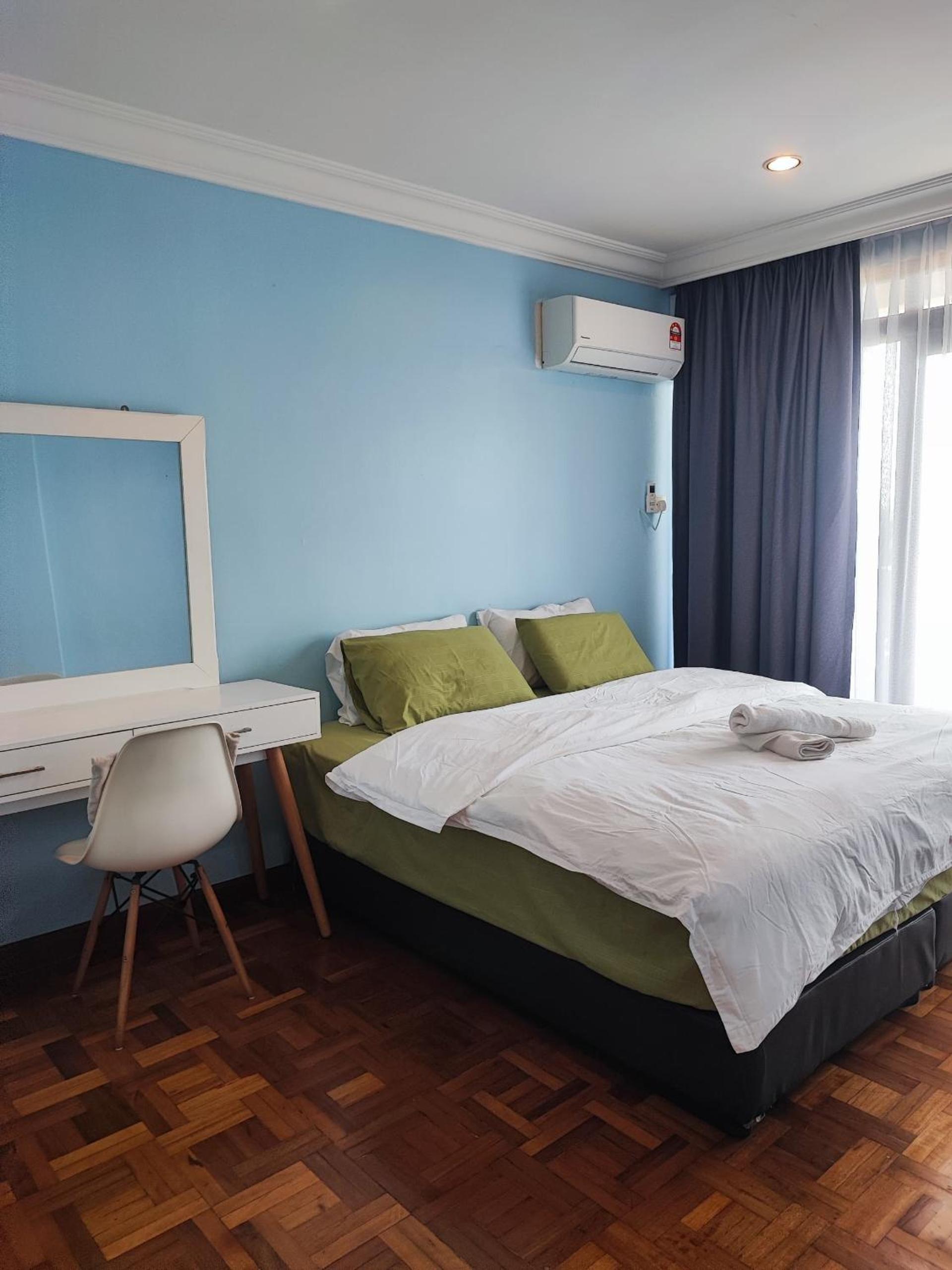 Riverbank Suites Sarawak Riverview, Waterfont Kuching City photo 8