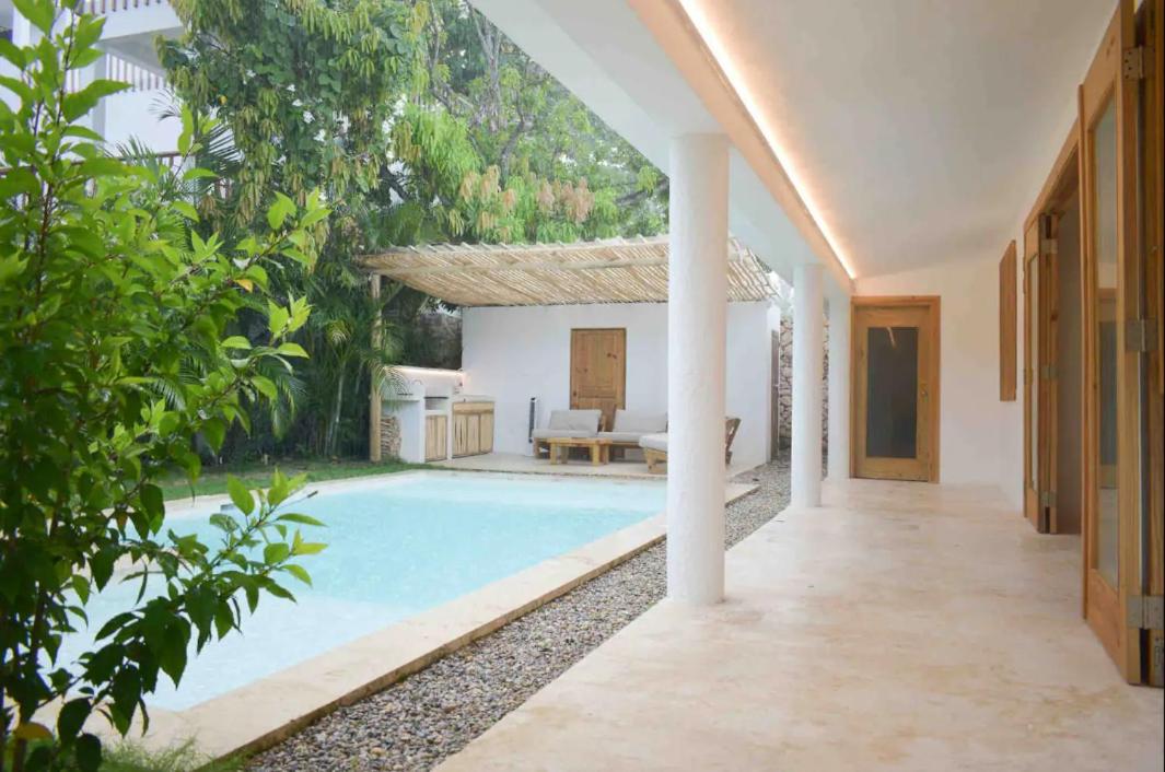 Seashore Villa