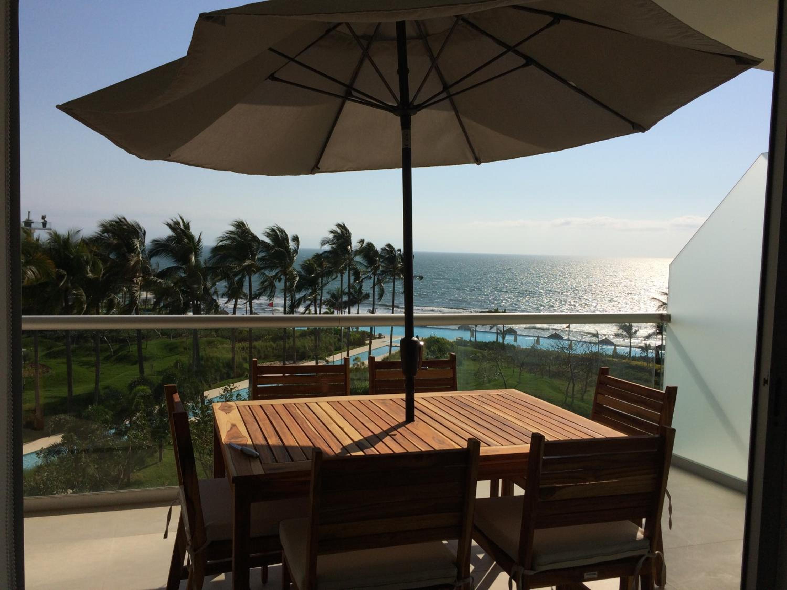 Peninsula Nuevo Vallarta view 3