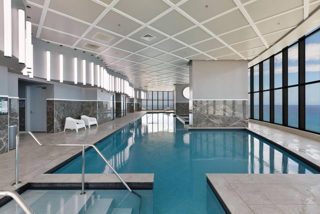 Beach front Sky Home - floor 35