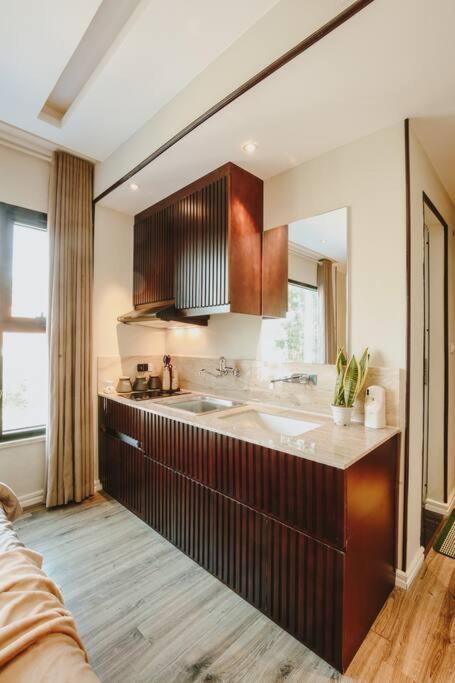 Homestay Giữa Lòng Hà Nội - 10 Phút Đến Phố Cổ