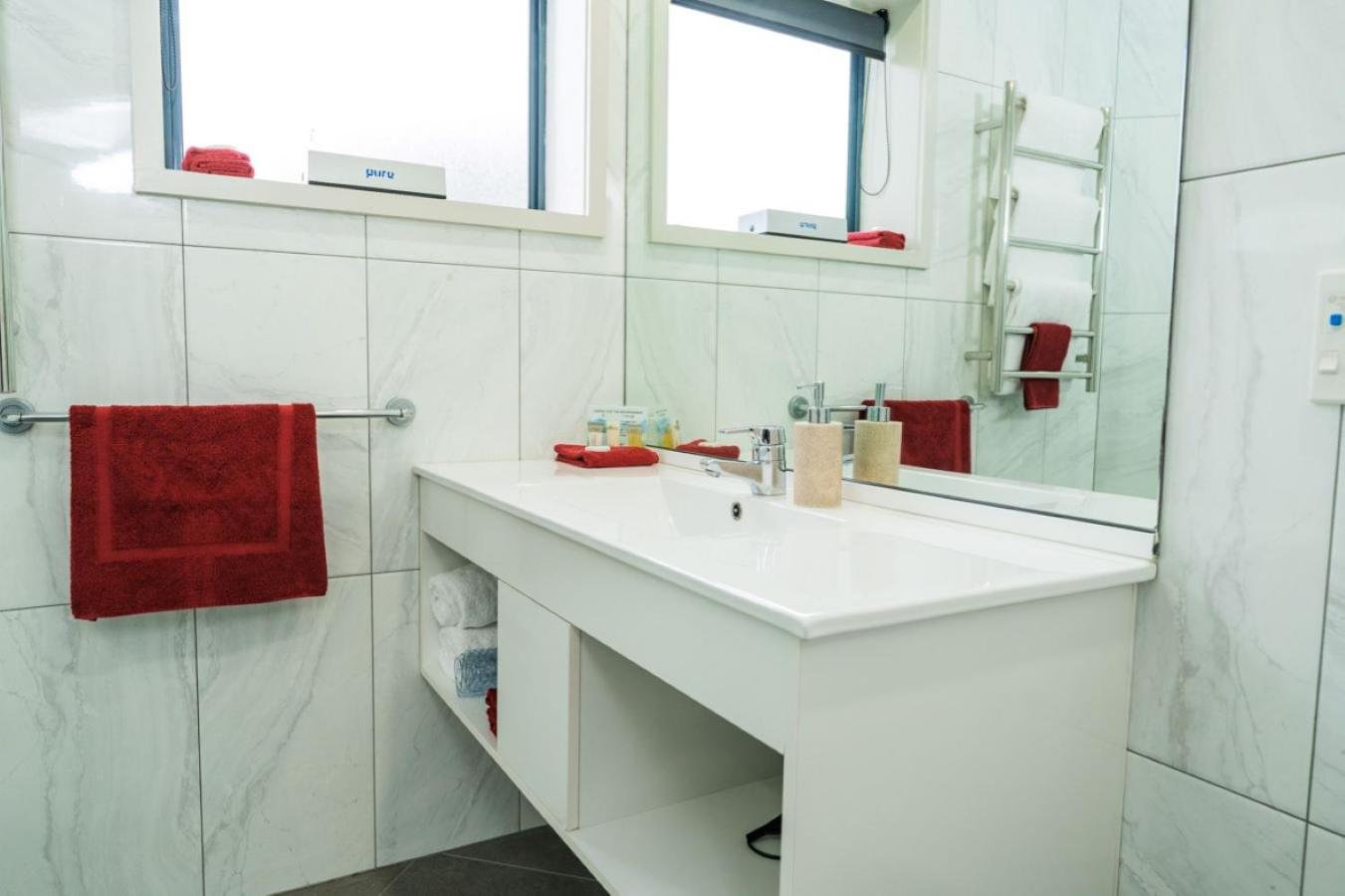 Aubyn Court Spa Motel