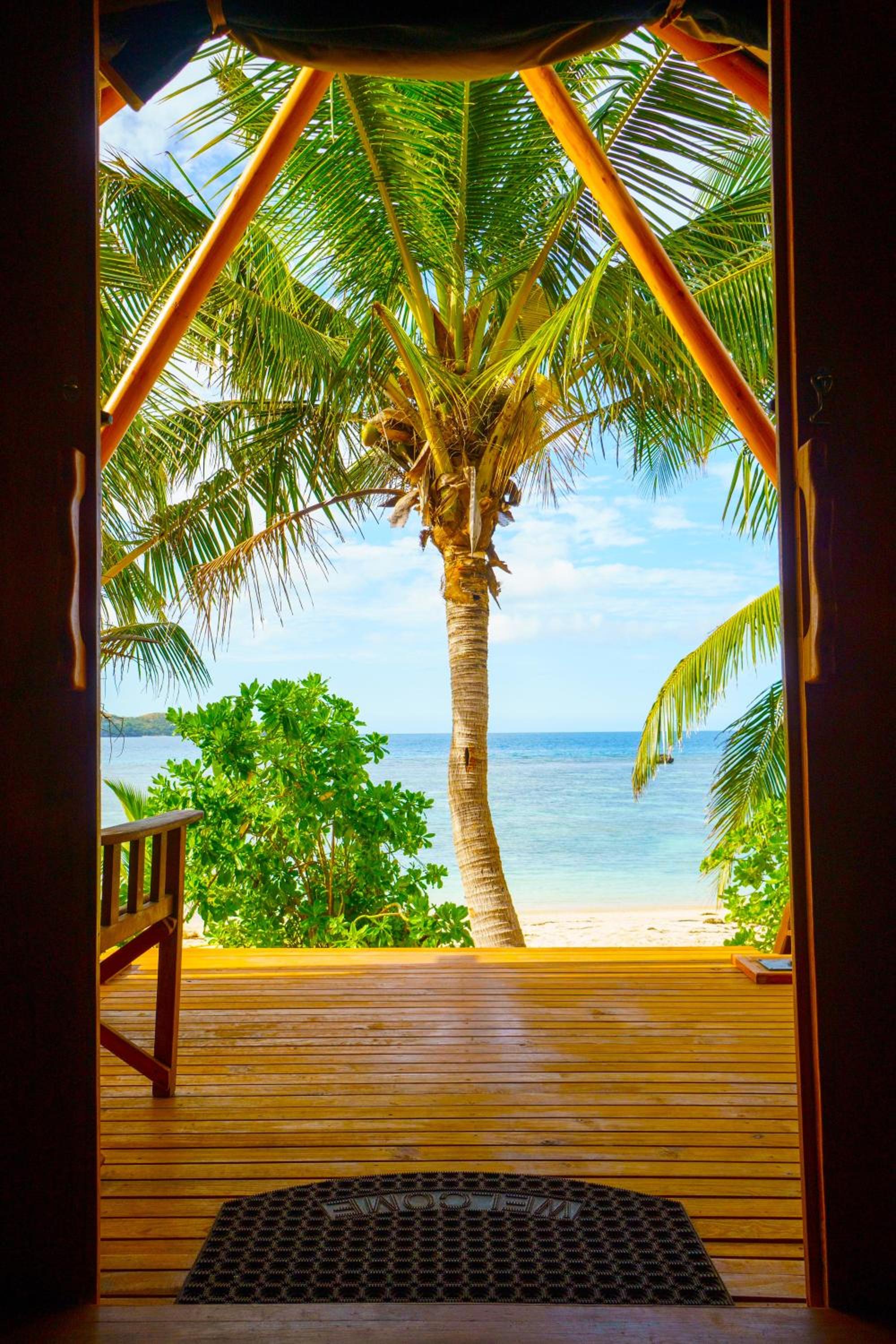 Barefoot Kuata Island Resort