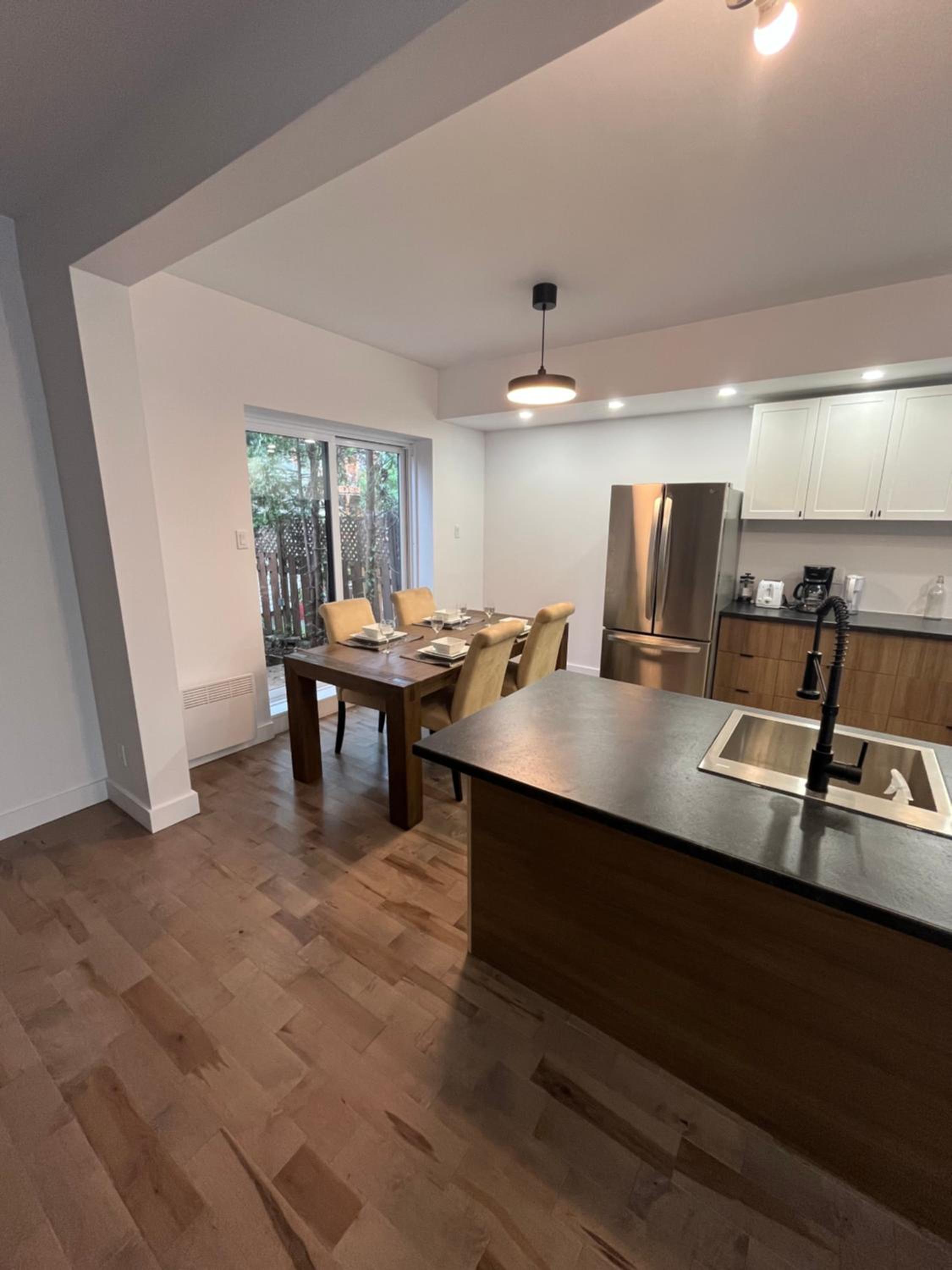 Grand appartement tout près du centre-ville