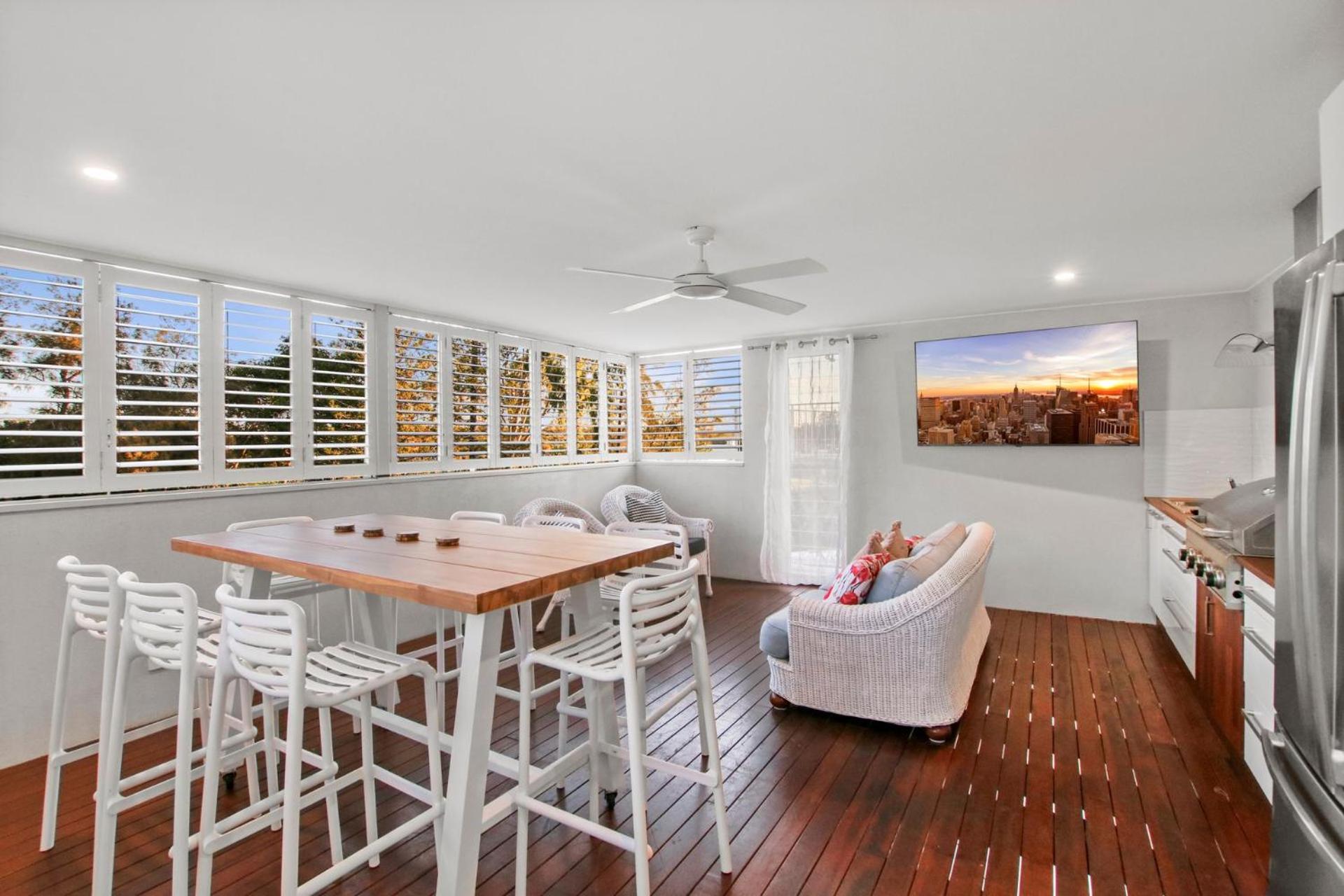 Esplanade 180, Golden Beach