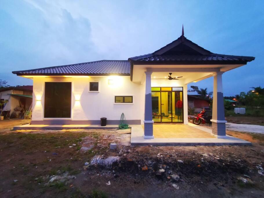 Homestay Senggarang photo 2