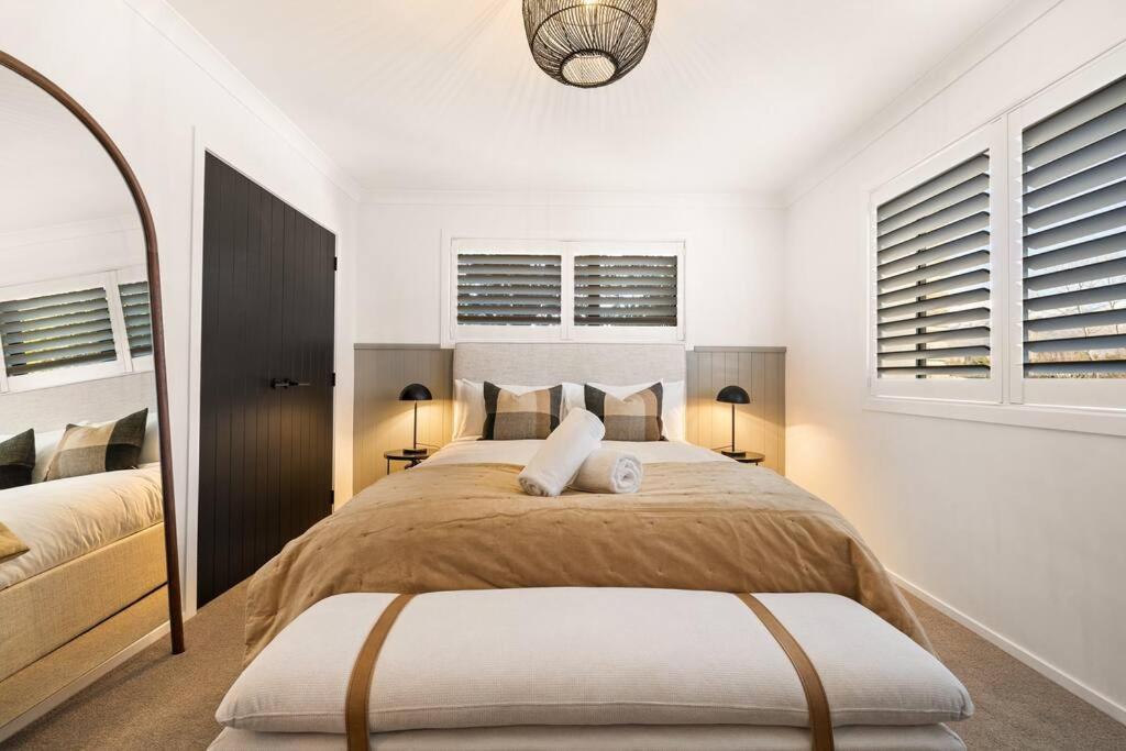 Luxury Away - Arrow Lodge view 2