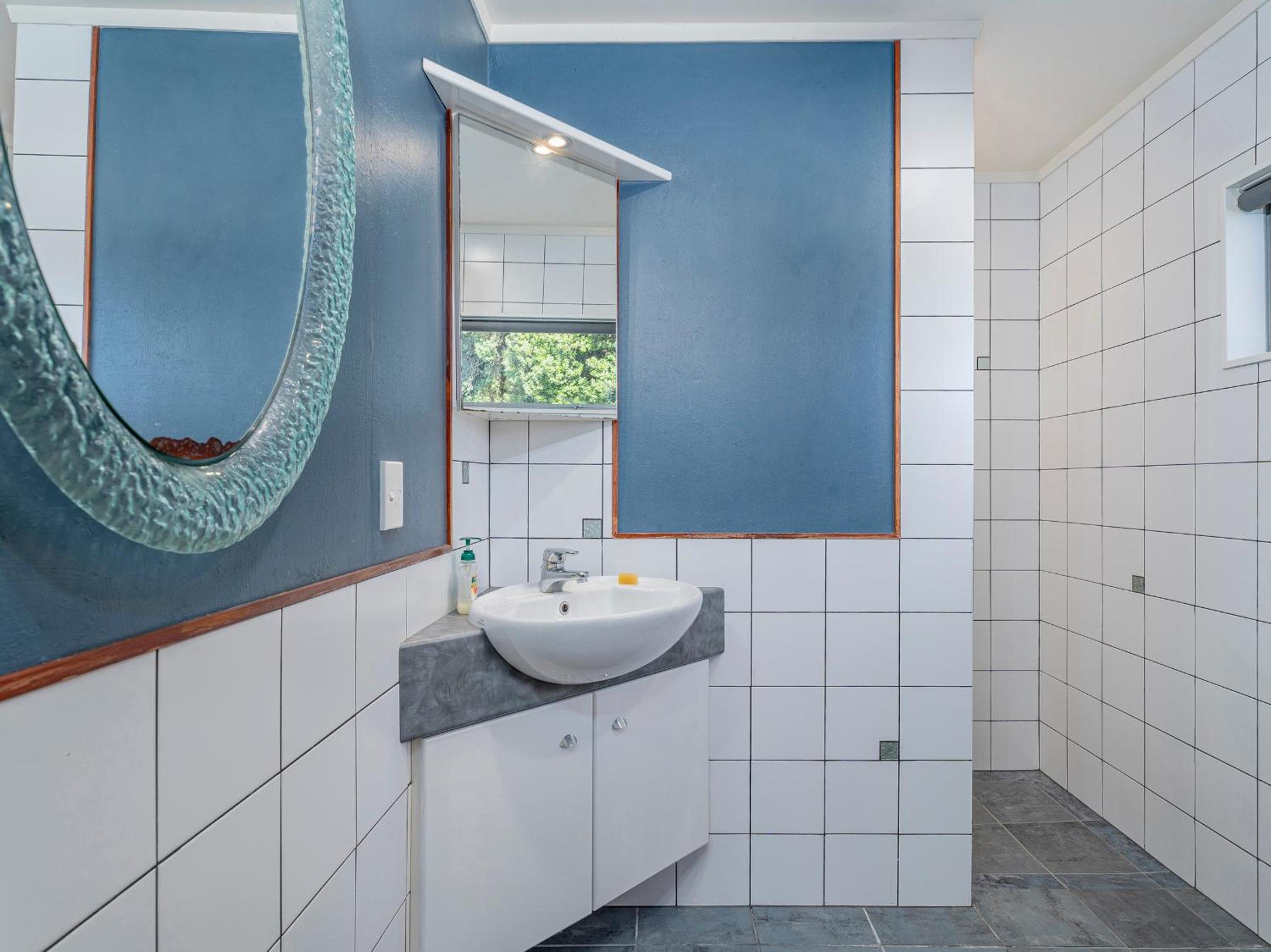 Ocean View Beach Beauty - Tairua Holiday Home view 3