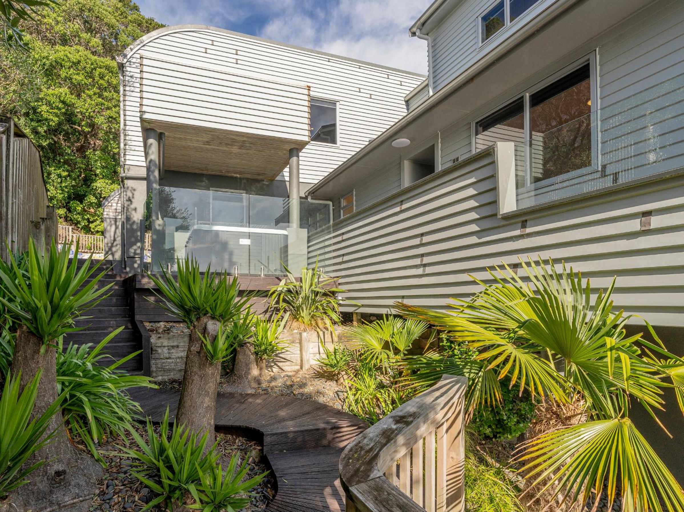 Ocean View Beach Beauty - Tairua Holiday Home view 5