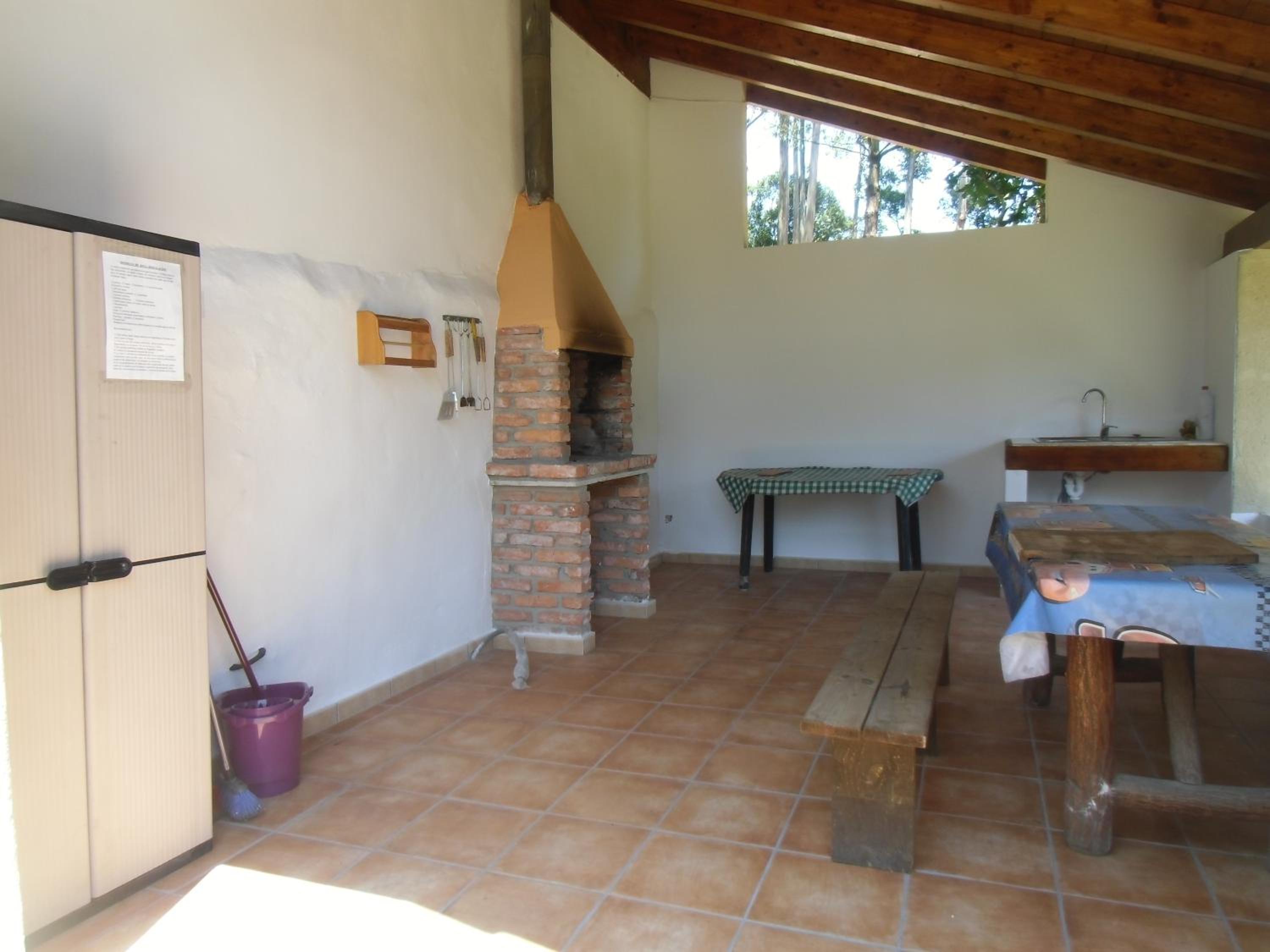 El Pontarron Apartamentos view 3