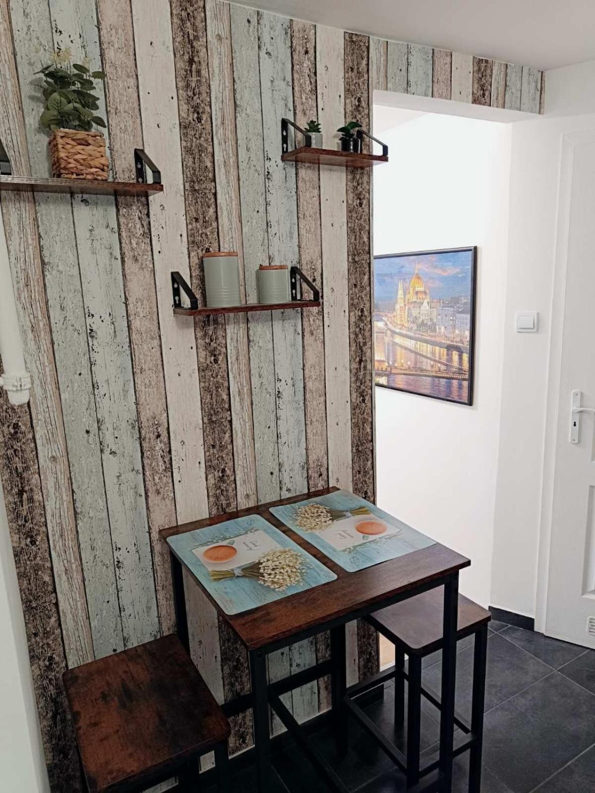 SkyBlue Apartment