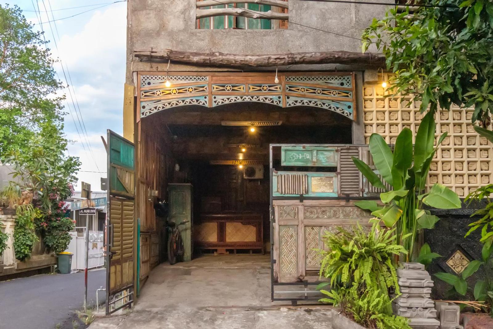 TwoSpaces Living at Bunga Desa, Jimbaran