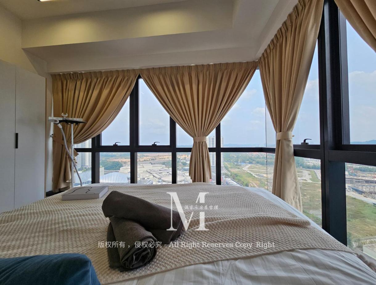 Pavilion Bukit jalil Walking Distance 2 Bedroom 2-4Pax