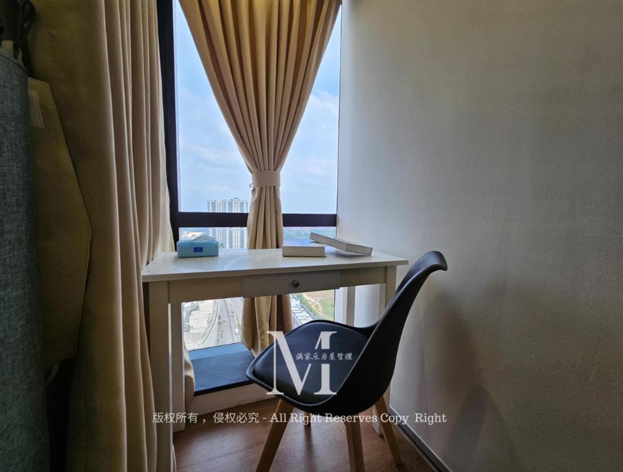 Pavilion Bukit jalil Walking Distance 2 Bedroom 2-4Pax