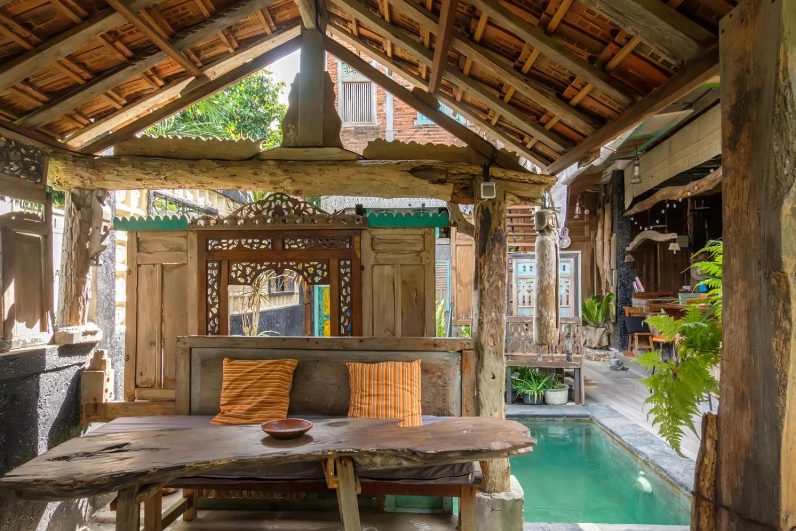 TwoSpaces Living at Bunga Desa, Jimbaran