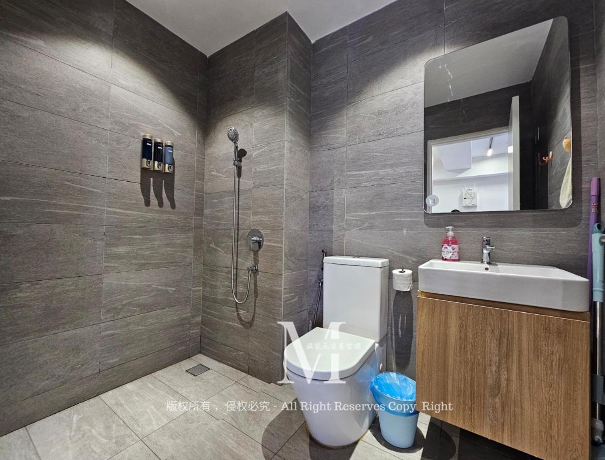 Pavilion Bukit jalil Walking Distance 2 Bedroom 2-4Pax