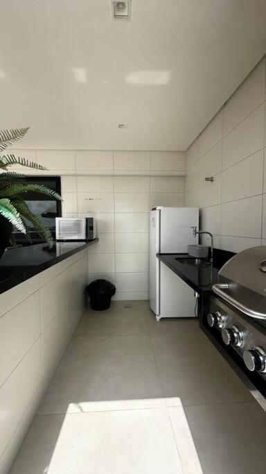 Apto quarto e sala mobiliado no bairro Ponta Verde