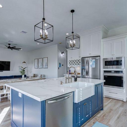 Beaches and Dreams in Crystal Beach view 5