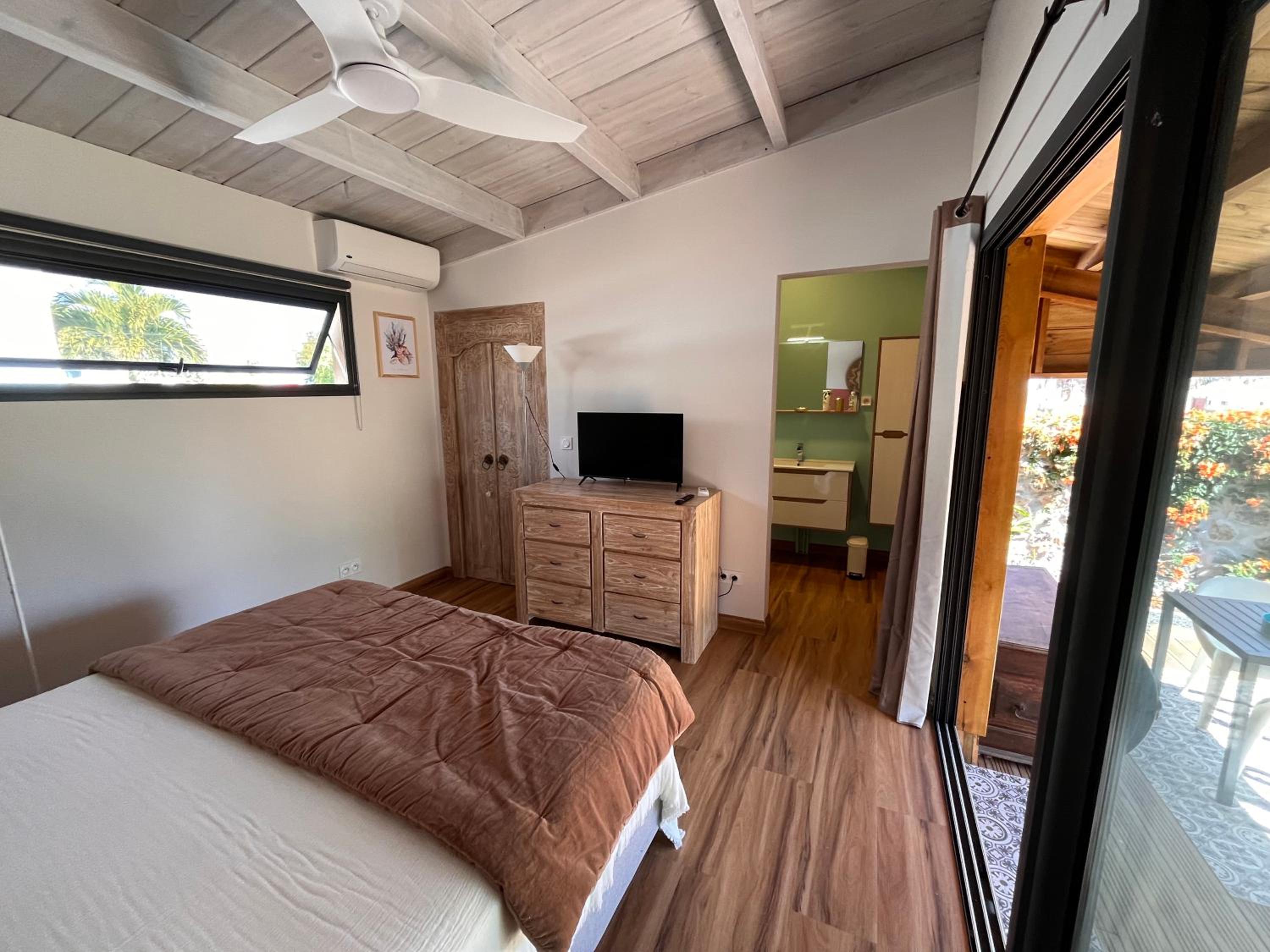 bungalow leu gadiamb