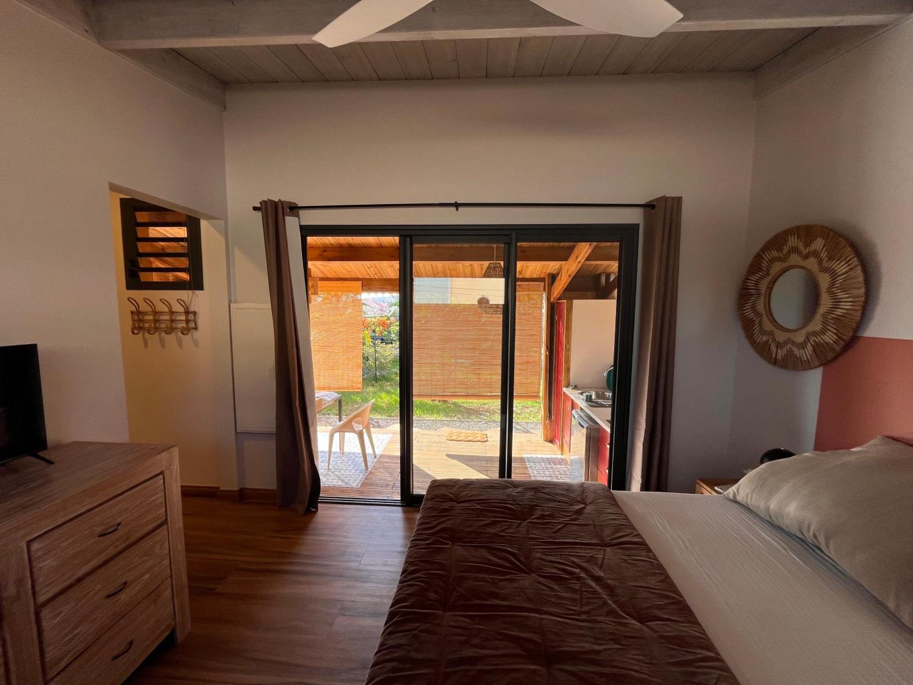 bungalow leu gadiamb