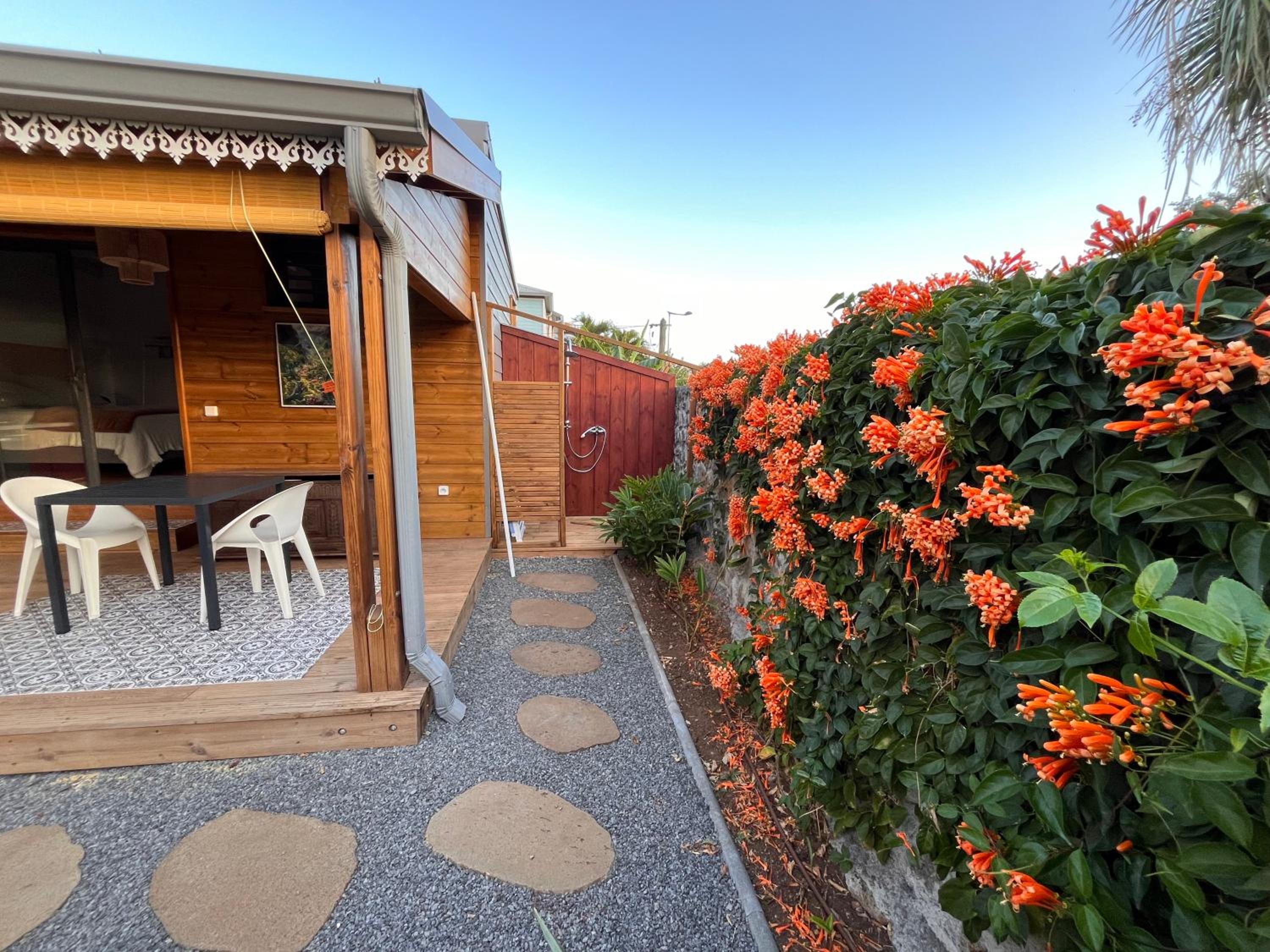 bungalow leu gadiamb