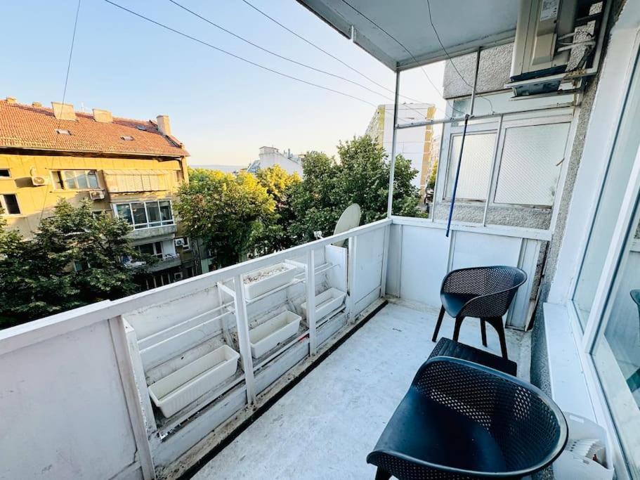 Top central apartment