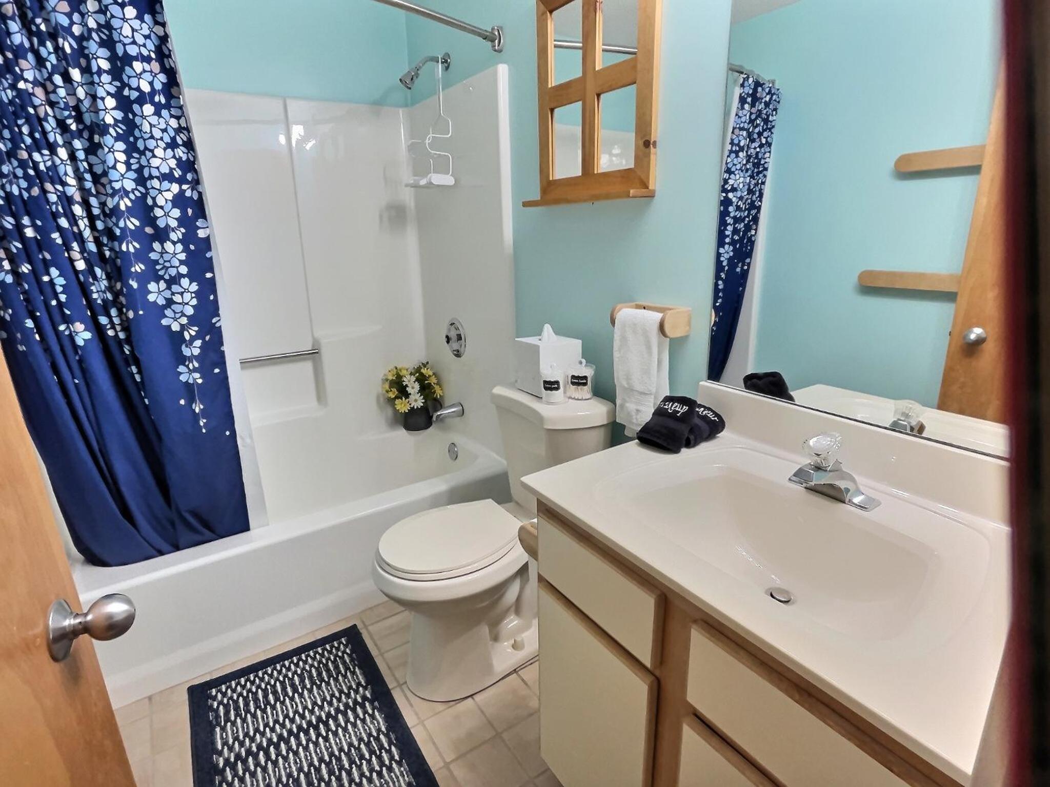 Bearmont- Pool, HotTub, FirePit, AC, Gym, Sauna view 3