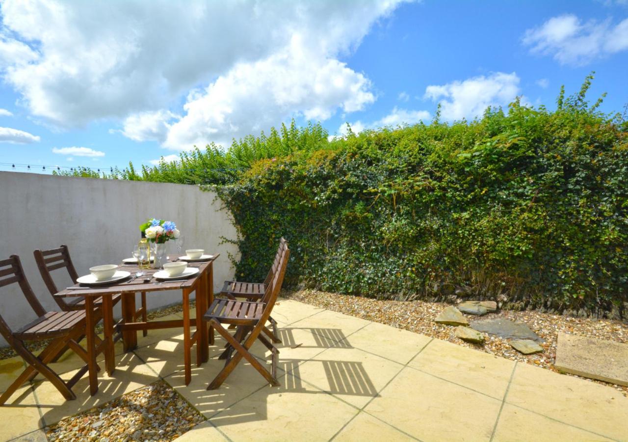2 Bed in Padstow oc-p00183