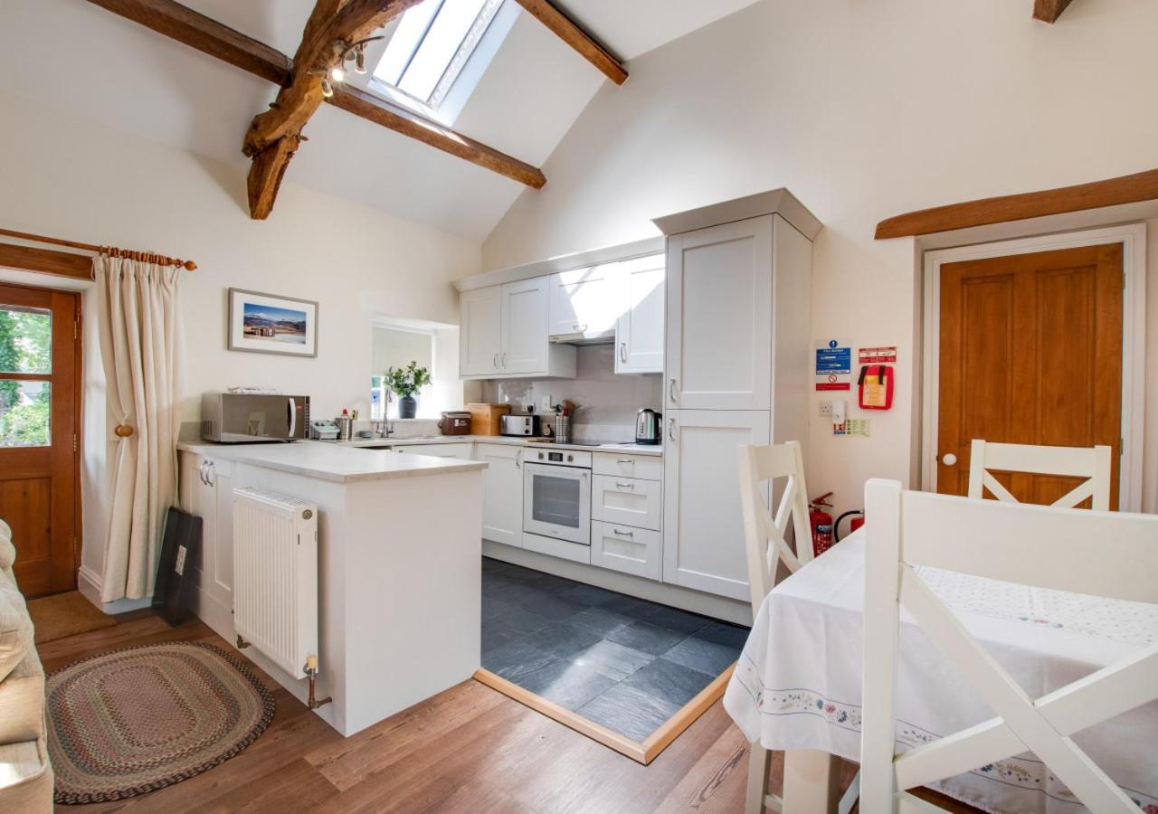 2 Bed in Tywyn oc-wah595 view 2