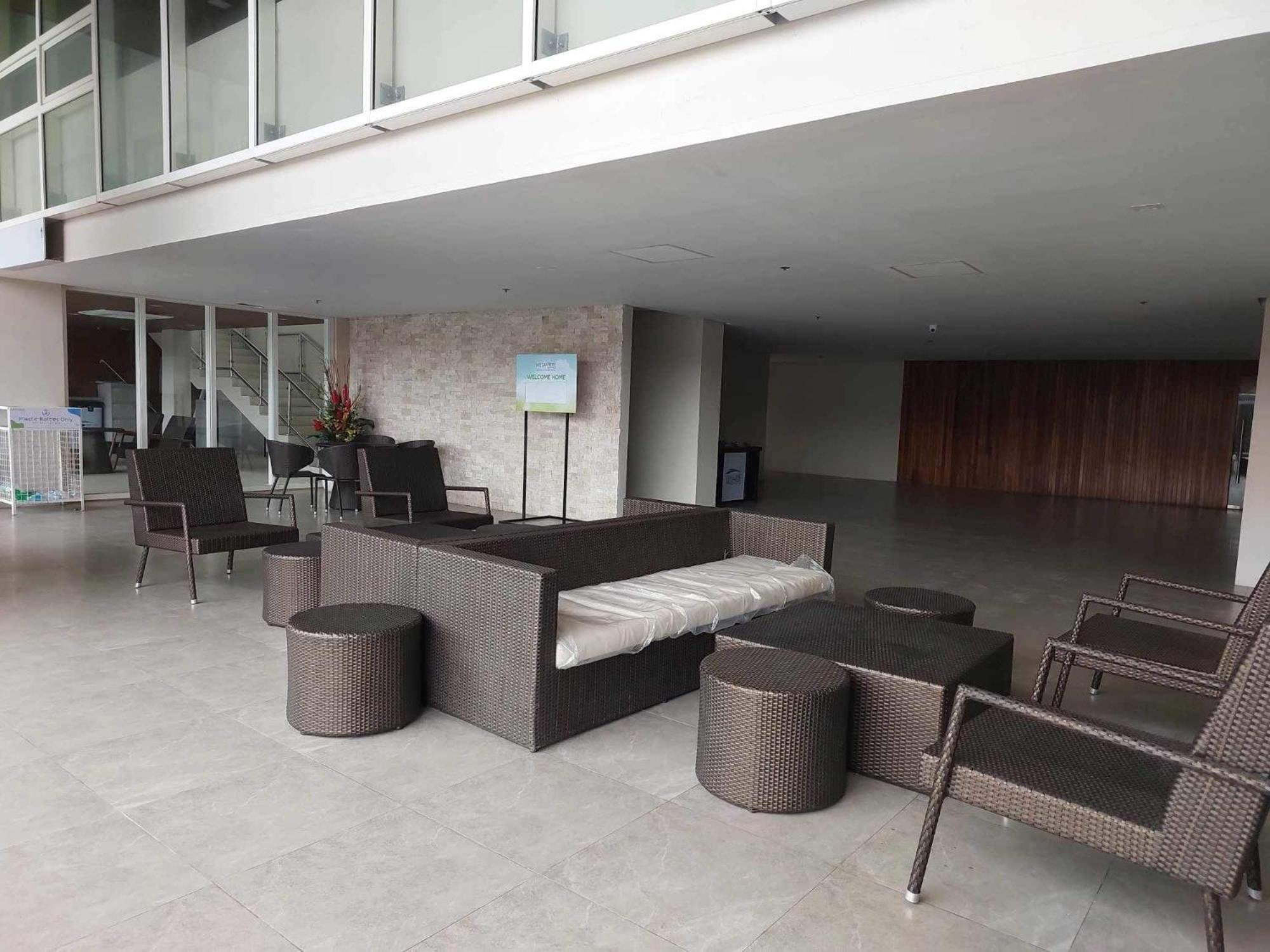 Petite Flat at Mesavirre Garden Residences view 4
