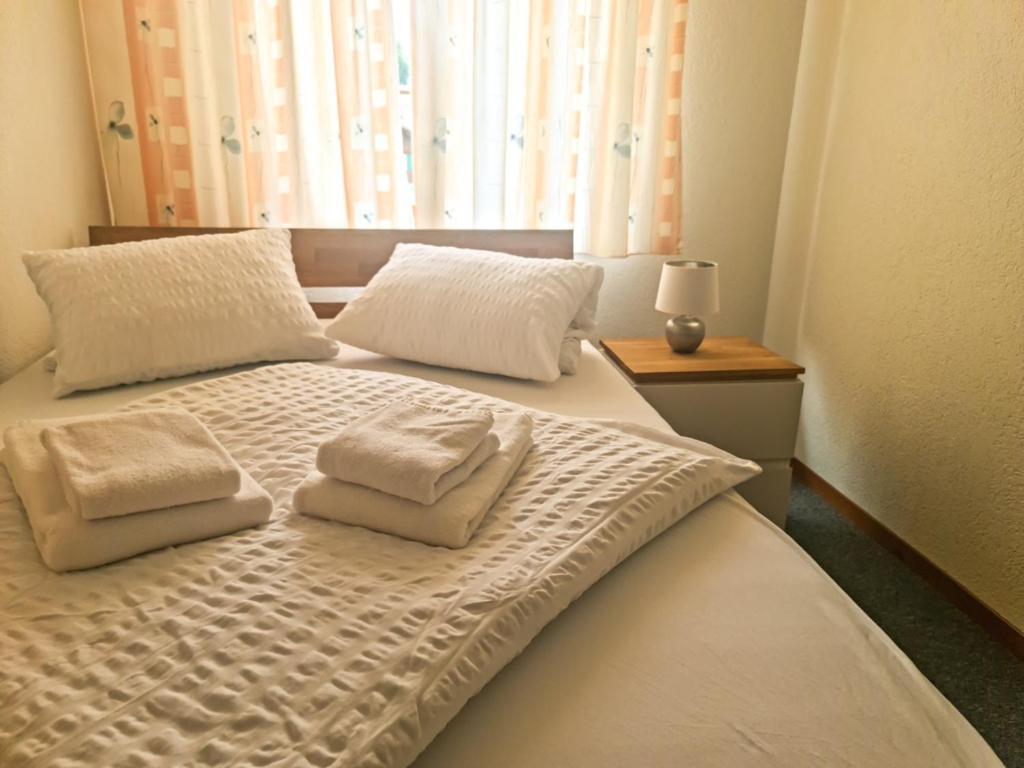 Alpenglück Apartment - Aare Jungfrau AG