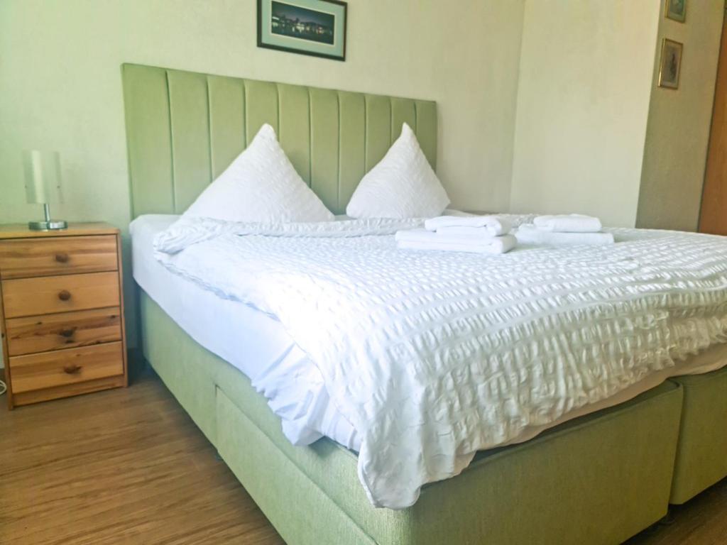 Alpenglück Apartment - Aare Jungfrau AG
