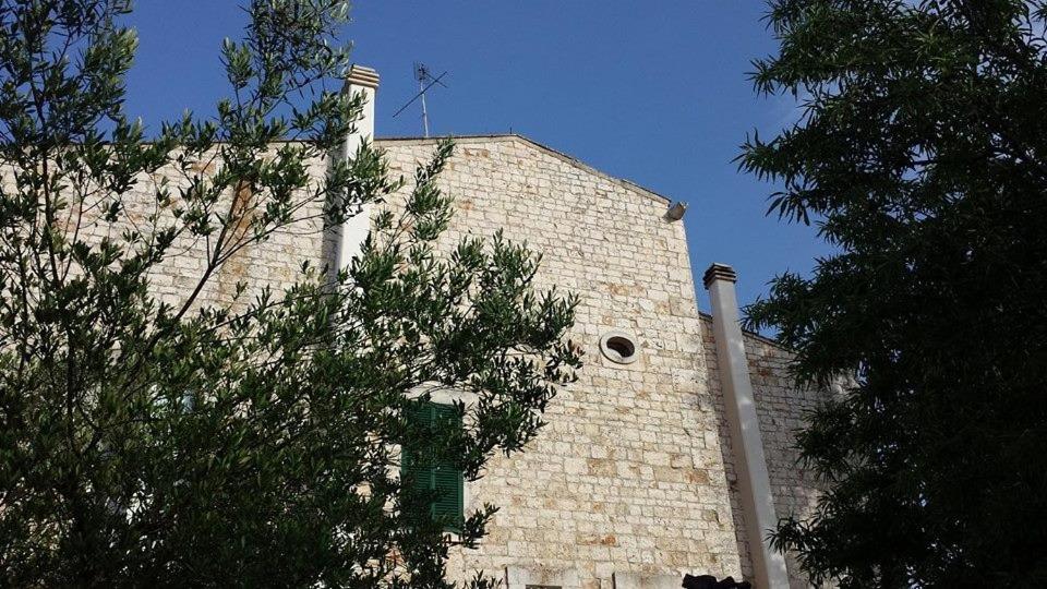 Photo 32