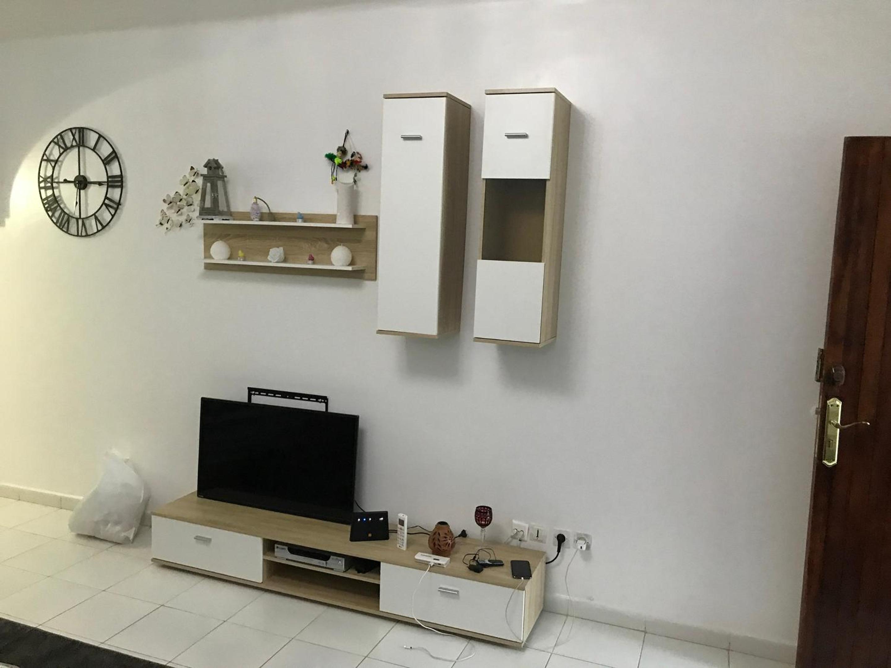 Spacious Apartment in Fnideq with Terrace and Garden view 3