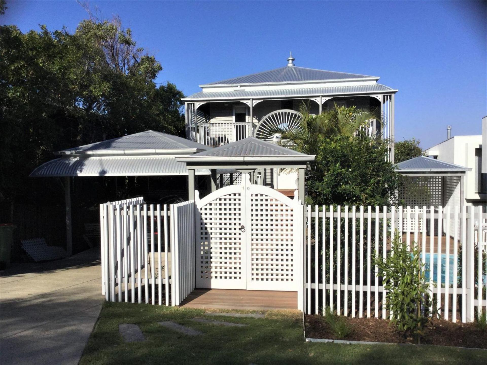 Enterprise St Prestigious Home with Breathtaking Views