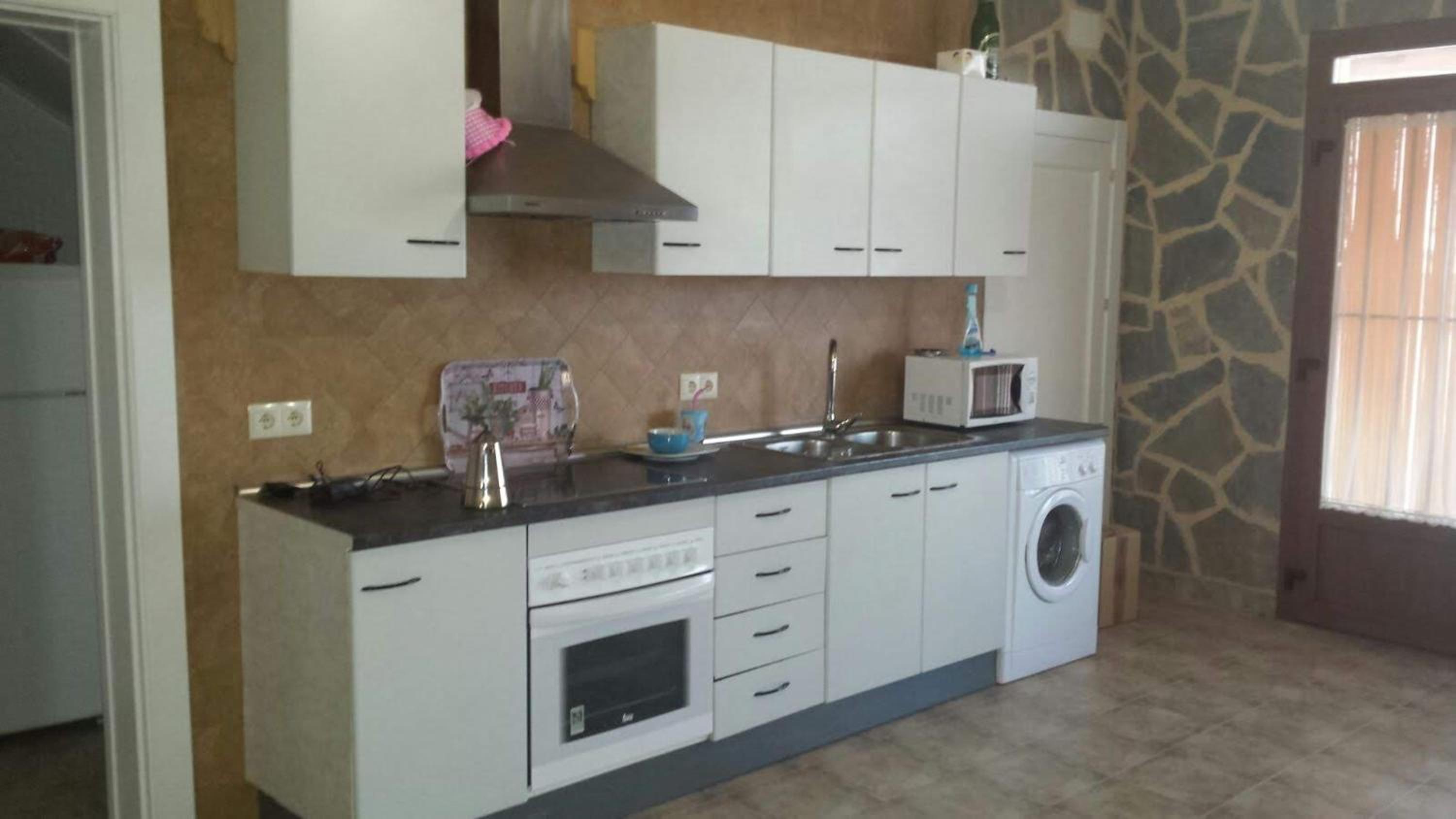 Spacious Apartment in Villarrobledo with Shared Pool