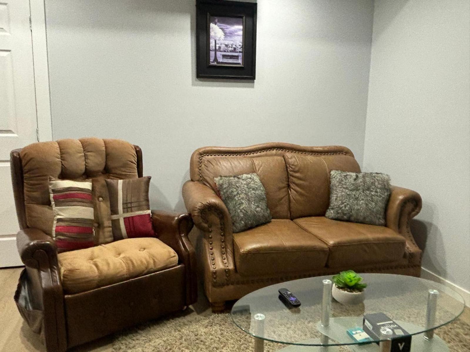 Stylish and Cozy Guest Suite