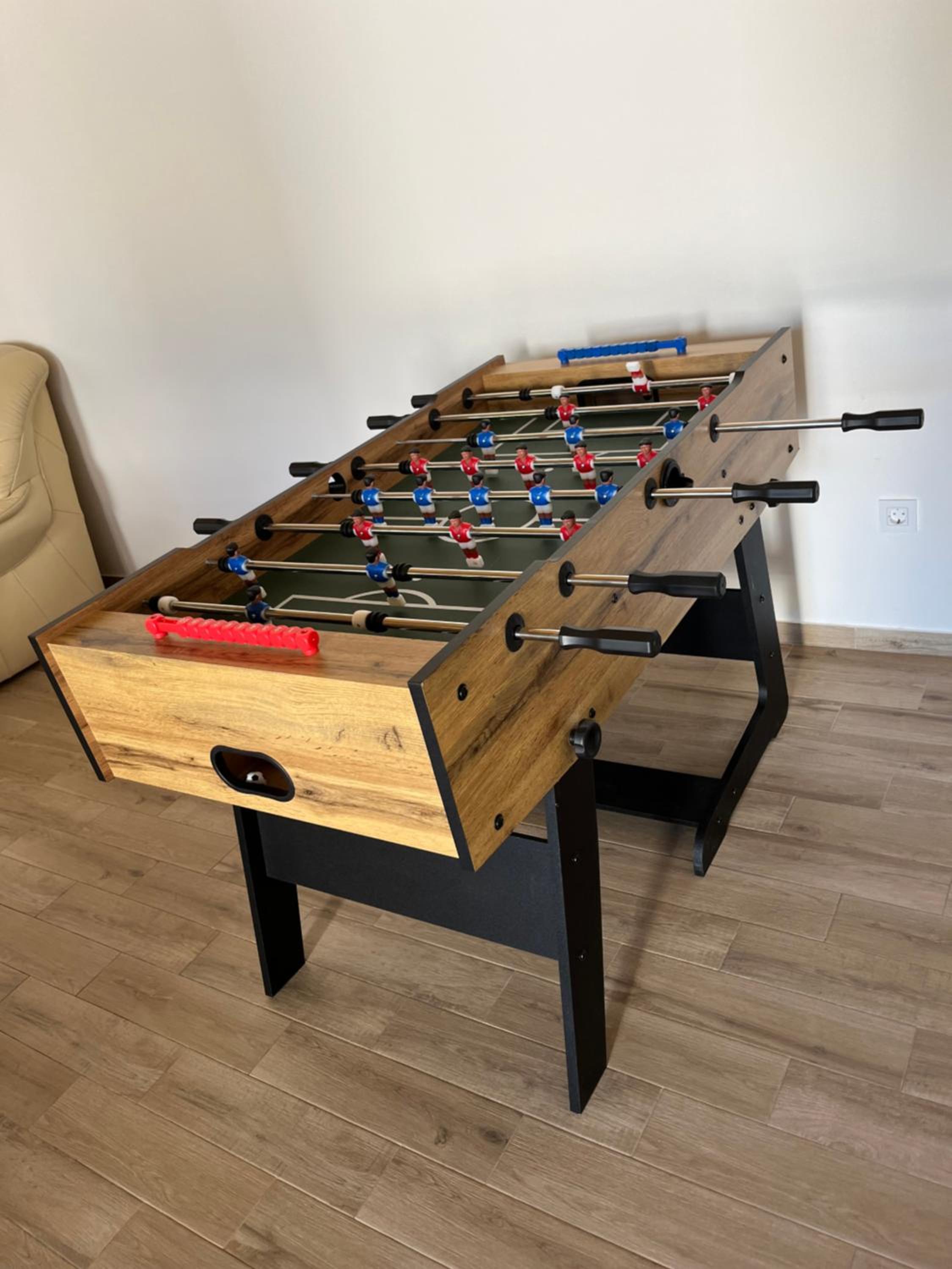 Vila Agape with a pool, football and tennis court