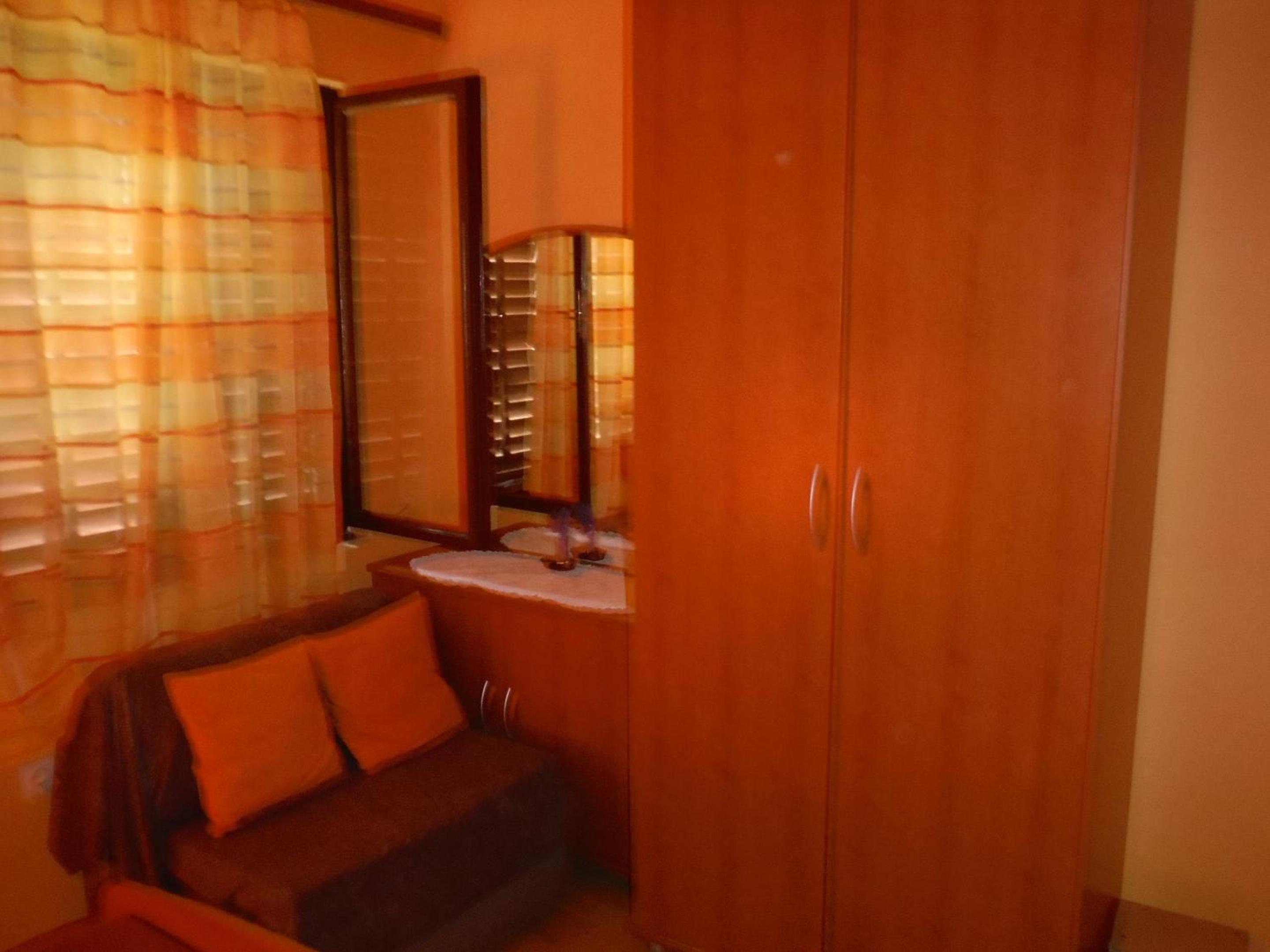 Sea View Apartment in Prvić Luka, 46m², Terrace