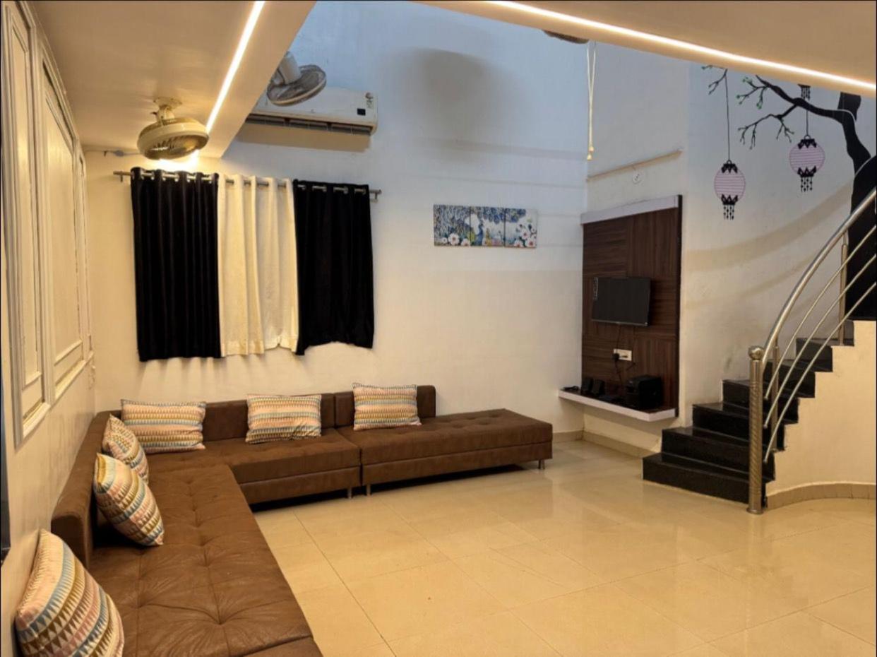 Siya Villa