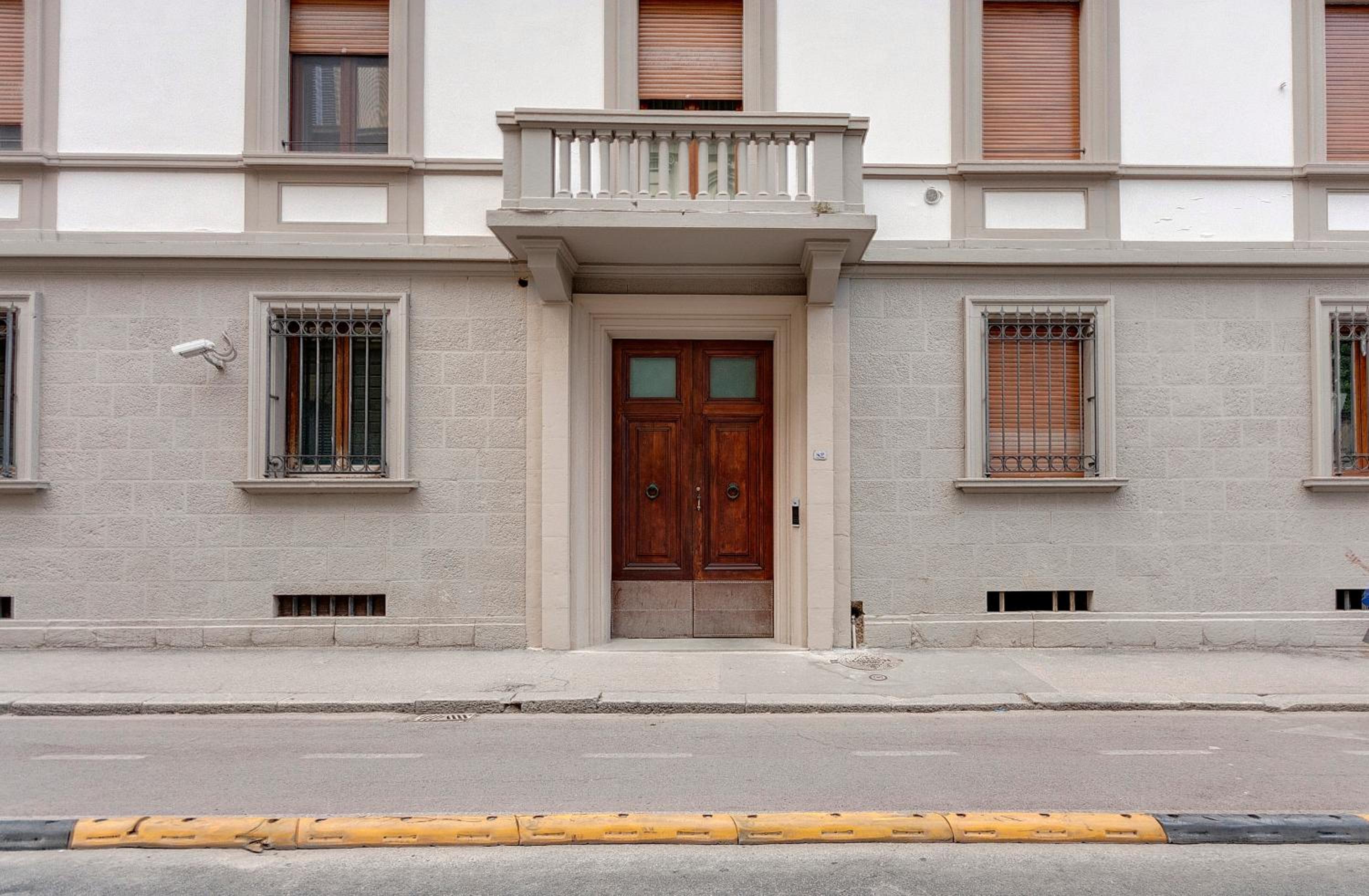 Cavour Apartments by Mamo Florence — Florence