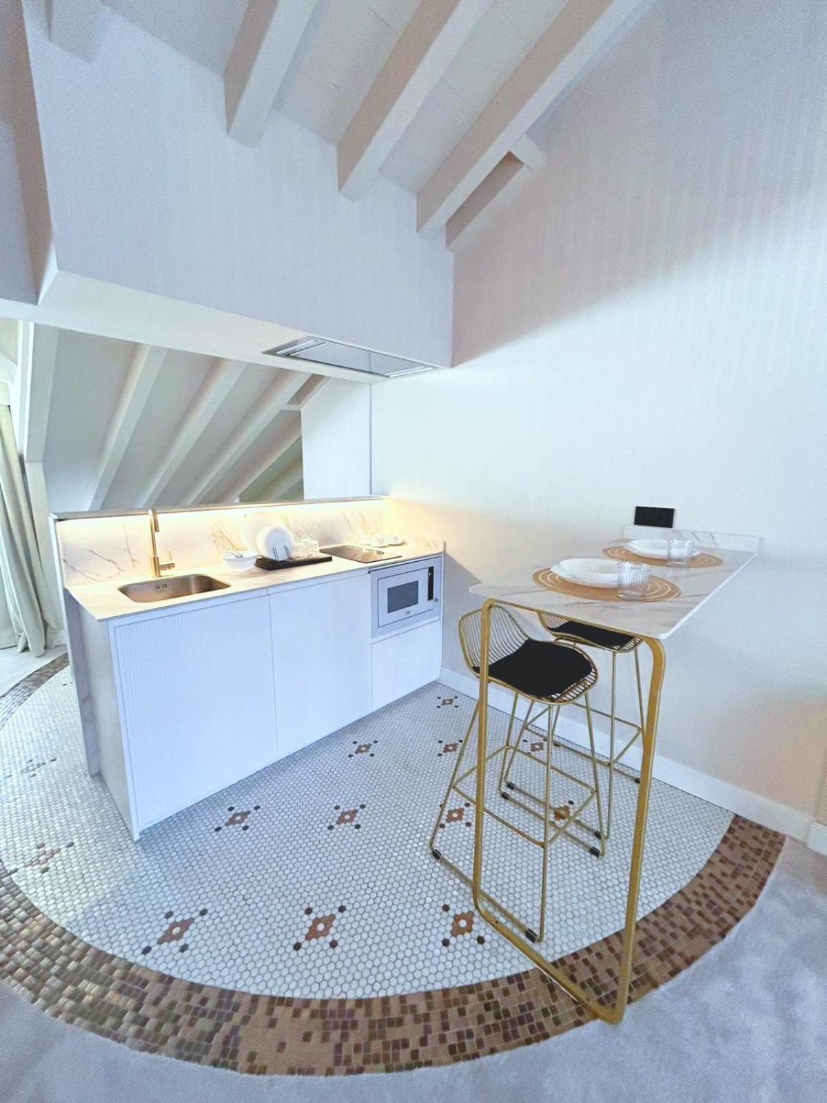 Lemon Suites Santander