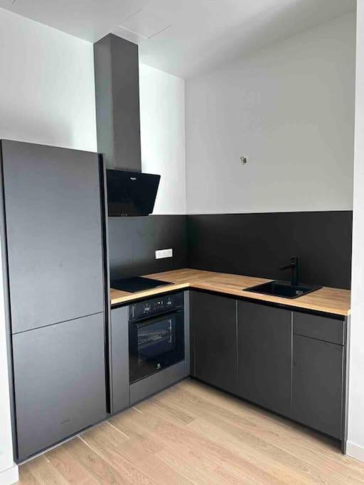 Chic Duplex near sea and Old Town in top aria view 4